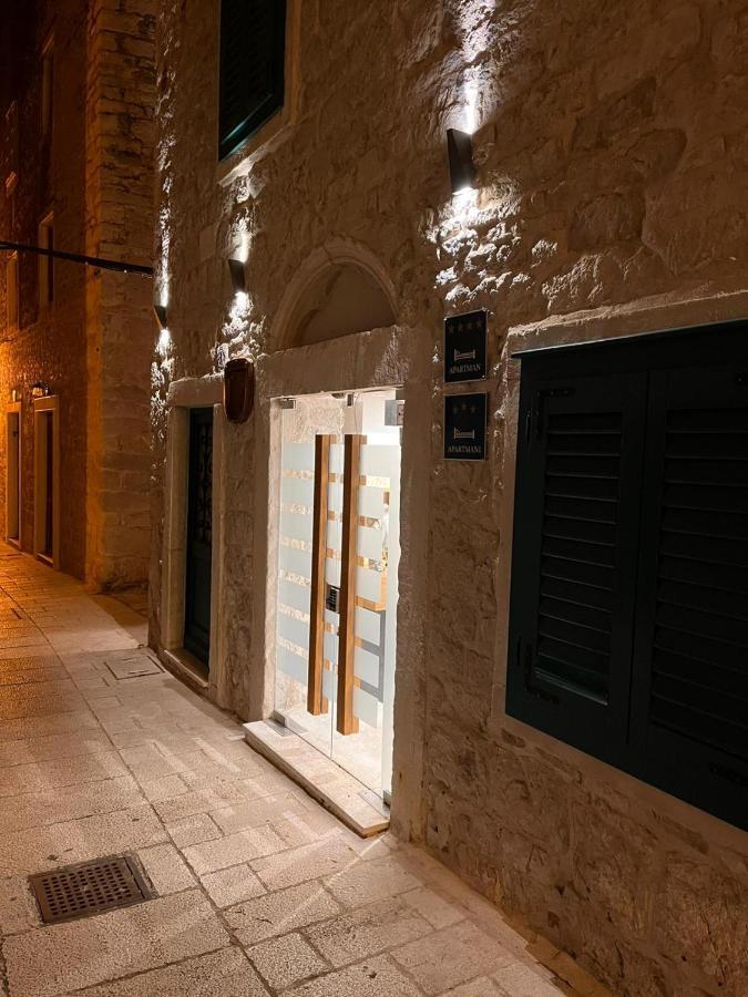 St. Clara Old Town Aparthotel Šibenik Екстериор снимка